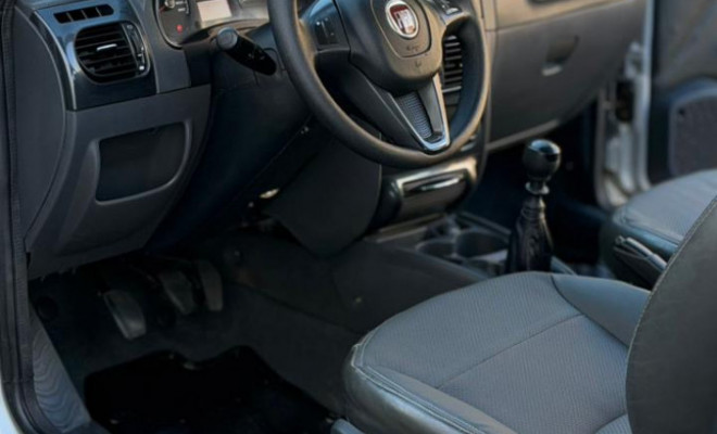 Fiat Strada Adventure1.8/ 1.8 LOCKER Flex CD 2015 Flex-11