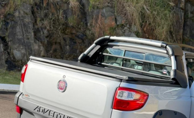 Fiat Strada Adventure1.8/ 1.8 LOCKER Flex CD 2015 Flex-9