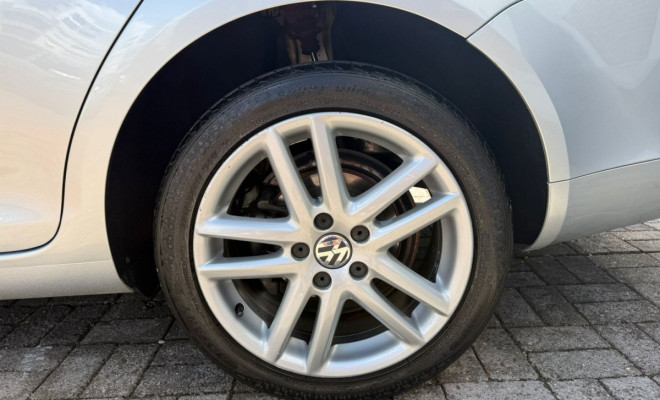 VW - VolksWagen JETTA 2.5 20V 150/170cv Tiptronic 2010 Gasolina-8