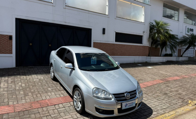 VW - VolksWagen JETTA 2.5 20V 150/170cv Tiptronic 2010 Gasolina-0
