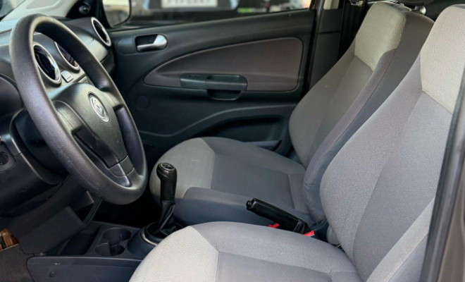 VW - VolksWagen VOYAGE TREND 1.6 Mi Total Flex 8V 4p 2009 Flex-5