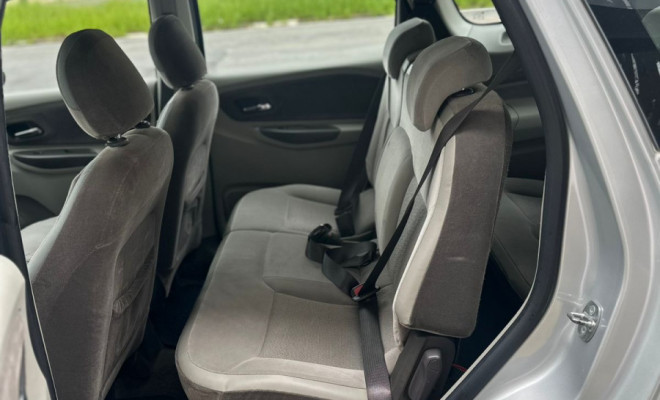 GM - Chevrolet SPIN LTZ 1.8 8V Econo.Flex 5p Aut. 2014 Flex-9