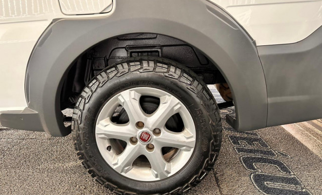 Fiat Strada Freedom 1.4 Flex 8V CD 2020 Flex-5