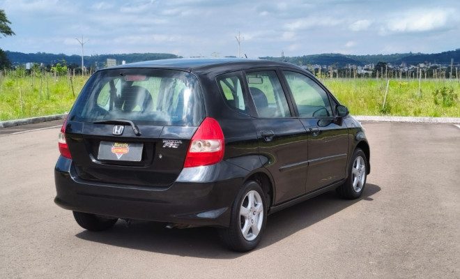 Honda Fit LX 1.4/ 1.4 Flex 8V/16V 5p Mec. 2008 Flex-2