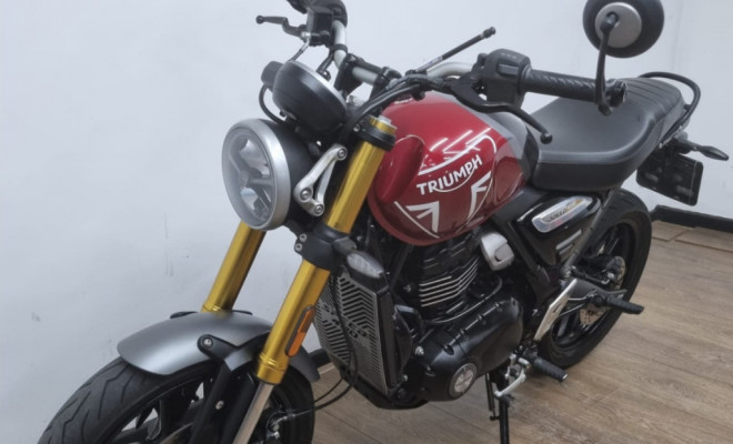 TRIUMPH SPEED 400 2024 Gasolina-2