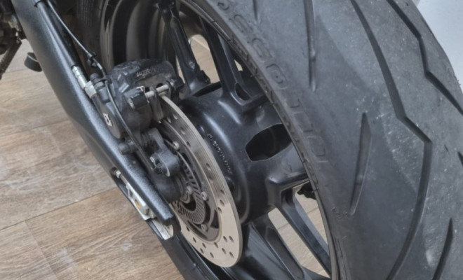 TRIUMPH SPEED 400 2024 Gasolina-13