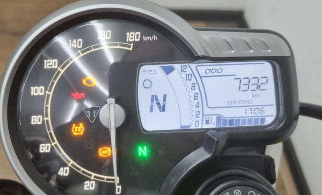 TRIUMPH SPEED 400 2024 Gasolina-4