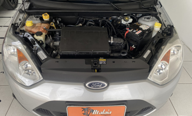 Ford Fiesta SE 1.6 2013-15