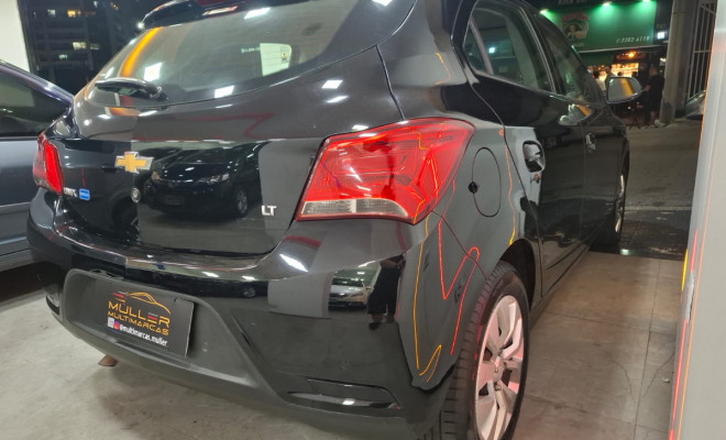 GM - Chevrolet ONIX HATCH LT 1.4 8V FlexPower 5p Aut. 2018 Flex-4