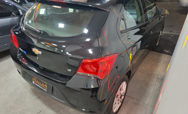 GM - Chevrolet ONIX HATCH LT 1.4 8V FlexPower 5p Aut. 2018 Flex-17