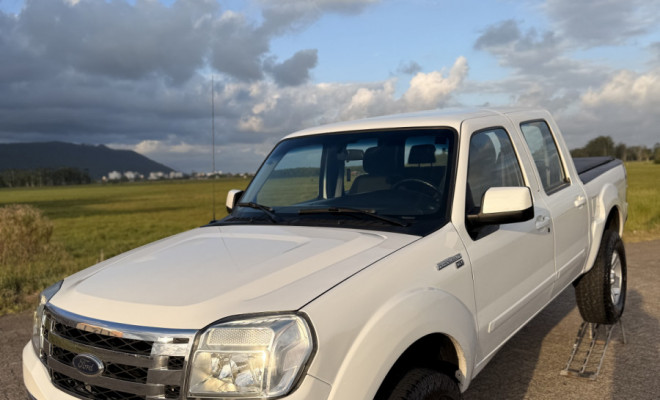 Ford Ranger XL 2.3 16v 137cv 4x2 CD Repower. 2011 Flex-4