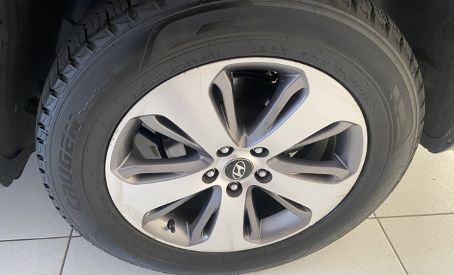 Hyundai Santa Fe GLS 3.5 V6 4x4 2013-16