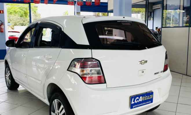 GM - Chevrolet AGILE LTZ 1.4 MPFI 8V FlexPower 5p 2013 Flex-4