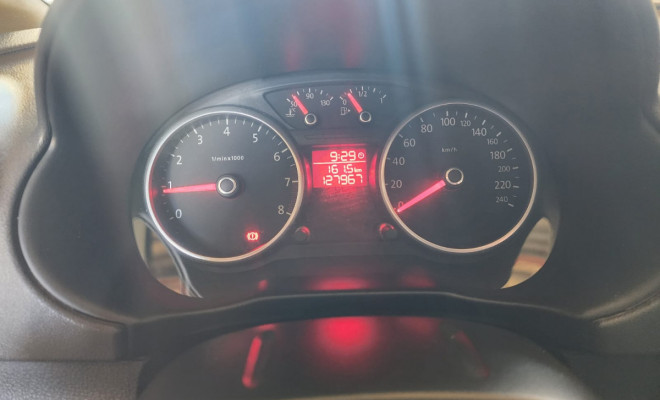 VW - VolksWagen Gol (novo) 1.6 Mi Total Flex 8V 4p 2013 Flex-7