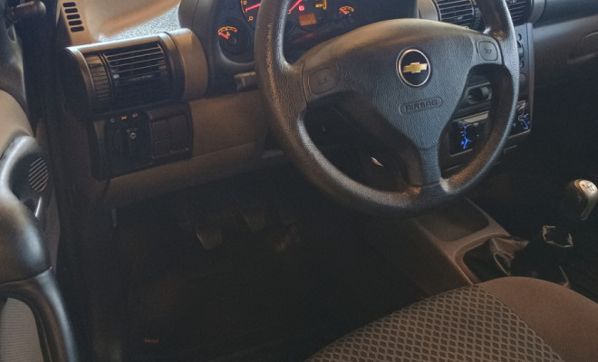 GM - Chevrolet Classic Life/LS 1.0 VHC FlexP. 4p 2013 Flex-7