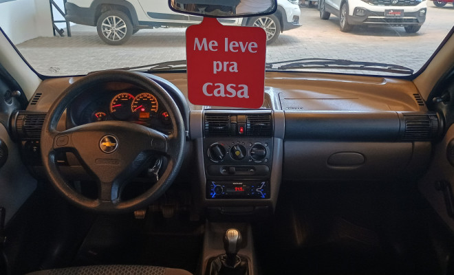 GM - Chevrolet Classic Life/LS 1.0 VHC FlexP. 4p 2013 Flex-6