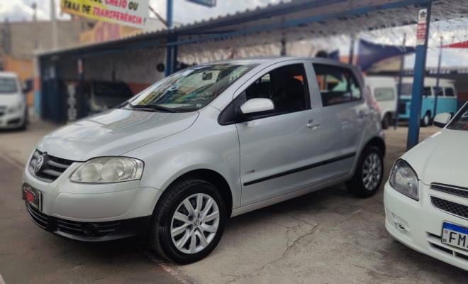 VW - VolksWagen Fox 1.0 Mi Total Flex 8V 5p 2010 Flex-0