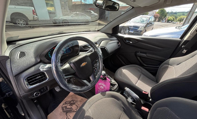 GM - Chevrolet ONIX HATCH LTZ 1.4 8V FlexPower 5p Mec. 2013 Flex-9