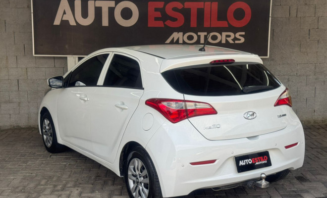 Hyundai HB20 C./C.Plus/C.Style 1.6 Flex 16V Mec. 2014 Flex-2