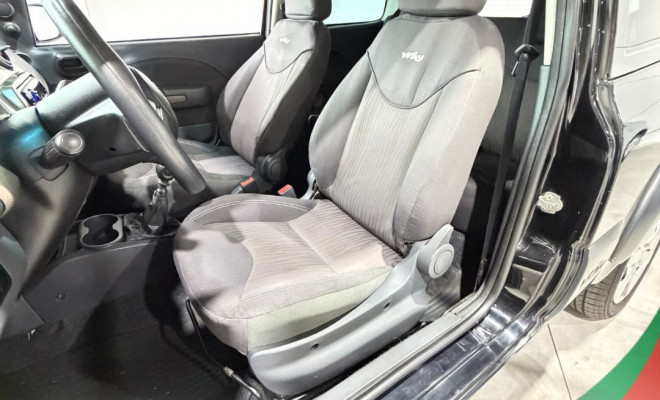 Fiat UNO WAY Celeb. 1.4 EVO Fire Flex 8V 2p 2012 Flex-6