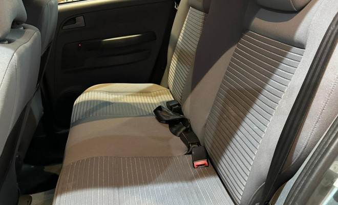 VW - VolksWagen SPACEFOX 1.6/ 1.6 Trend Total Flex 8V 5p 2010 Flex-8