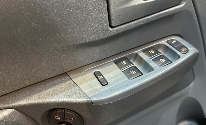 VW - VolksWagen SPACEFOX 1.6/ 1.6 Trend Total Flex 8V 5p 2010 Flex-9