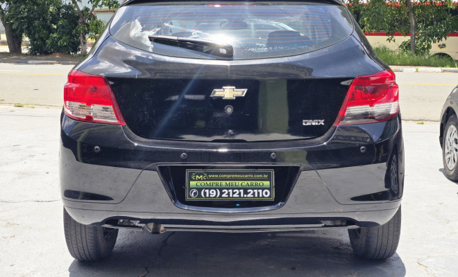 GM - Chevrolet ONIX HATCH LS 1.0 8V FlexPower 5p Mec. 2015 Flex-4