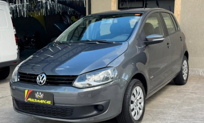 VW - VolksWagen Fox 1.0 Mi Total Flex 8V 5p 2014 Flex