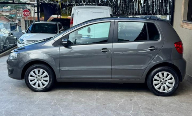 VW - VolksWagen Fox 1.0 Mi Total Flex 8V 5p 2014 Flex-6