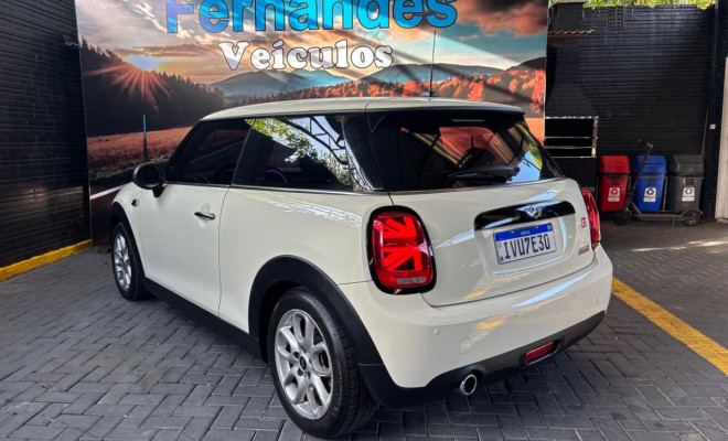 MINI COOPER 1.5 Turbo 12V 3p Aut. 2015 Gasolina-0