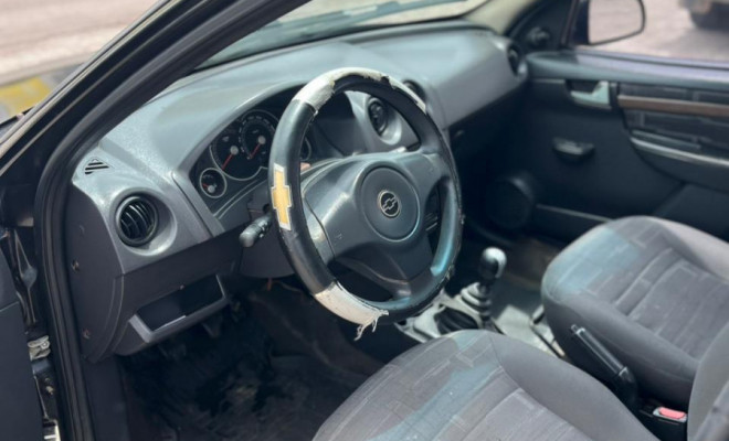 GM - Chevrolet PRISMA  Sed. Maxx/ LT 1.4 8V ECONOF. 4p 2009 Flex-8