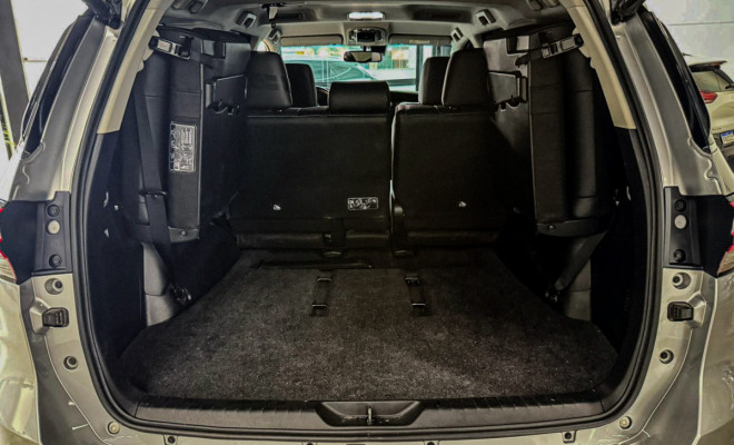 Toyota Hilux SW4 SRX 4x4 2.8 TDI-6