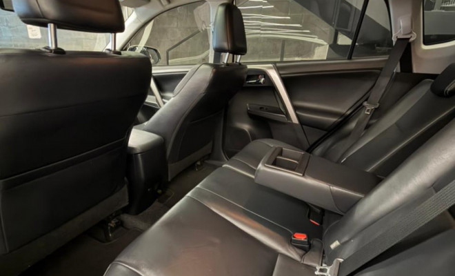 Toyota RAV4 2.0 TOP 4x2 16V Aut. 2019 Gasolina-9