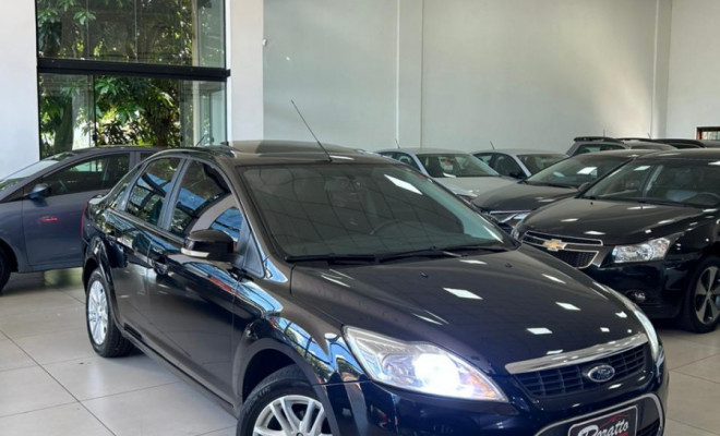 Ford Focus Ghia Sed. 2.0 16V/2.0 16V Flex Aut 2010 Flex-2