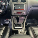 Ford Focus Ghia Sed. 2.0 16V/2.0 16V Flex Aut 2010 Flex-11