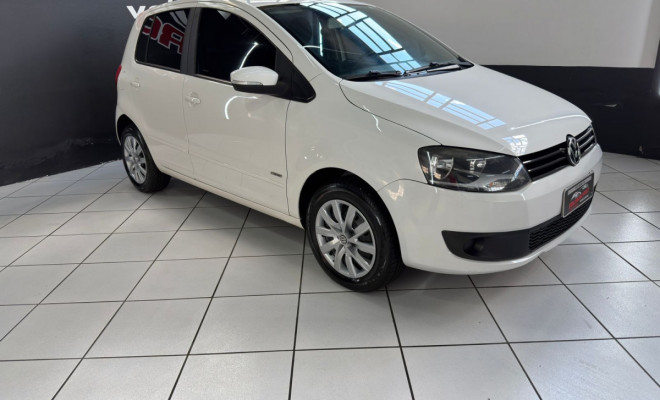 VW - VolksWagen Fox 1.6 Mi Total Flex 8V 5p 2013 Flex-8