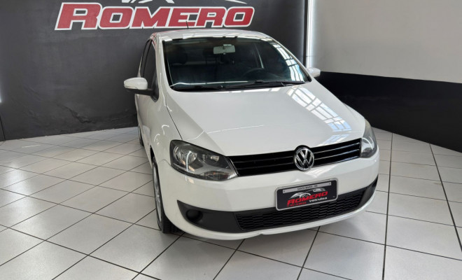 VW - VolksWagen Fox 1.6 Mi Total Flex 8V 5p 2013 Flex-6