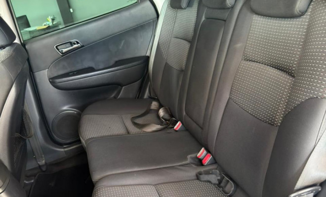 Hyundai i30 2.0 16V 145cv 5p Aut. 2012 Gasolina-13