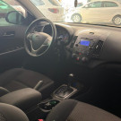 Hyundai i30 2.0 16V 145cv 5p Aut. 2012 Gasolina-9