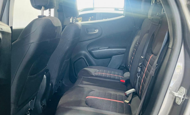 Fiat Toro Freedom 2.0 16V 4x4 TB Diesel Aut. 2020 Diesel-9