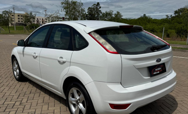 Ford Focus 1.6 S/SE/SE Plus Flex 8V/16V  5p 2012 Flex-3