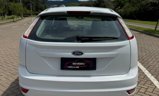 Ford Focus 1.6 S/SE/SE Plus Flex 8V/16V  5p 2012 Flex-4