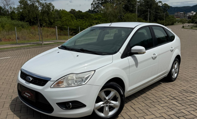 Ford Focus 1.6 S/SE/SE Plus Flex 8V/16V  5p 2012 Flex-0