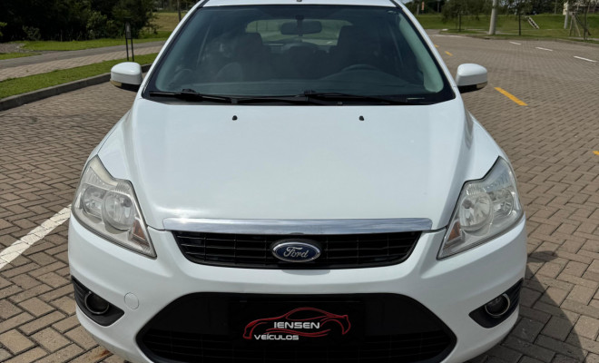 Ford Focus 1.6 S/SE/SE Plus Flex 8V/16V  5p 2012 Flex-1