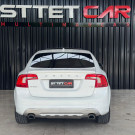 Volvo S60 T-5 2.0 240cv 4p 2012 Gasolina-4