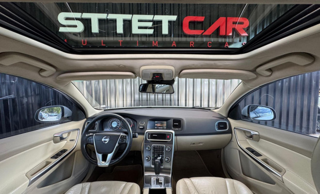 Volvo S60 T-5 2.0 240cv 4p 2012 Gasolina-9