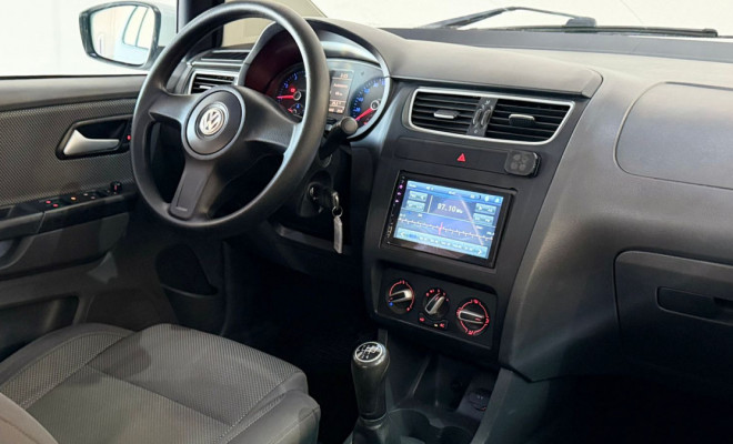 VW - VolksWagen Fox 1.0 Mi Total Flex 8V 5p 2011 Flex-4