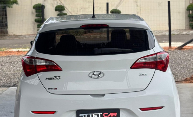 Hyundai HB20 Comf./C.Plus/C.Style 1.0 Flex 12V 2014 Flex-4