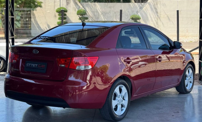 Kia Motors Cerato 1.6 16V Aut. 2011 Gasolina-2
