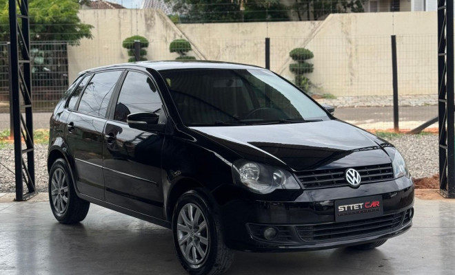 VW - VolksWagen Polo 1.6 E-Flex 8V 5p 2013 Flex-0